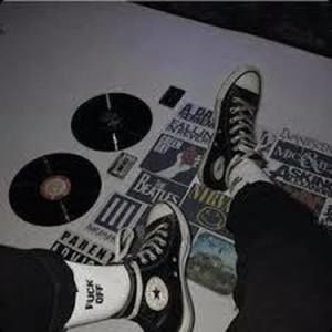 Meet your Posher, Simon